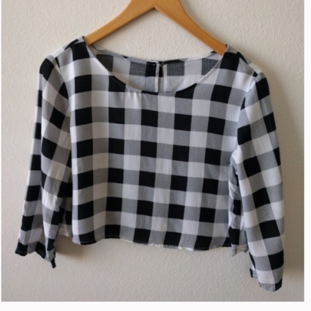 American Apparel black & white check boxy crop NWT